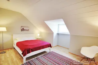 Bockenheim 8064303 -  Helle möblierte Dachwohnung in guter Lage