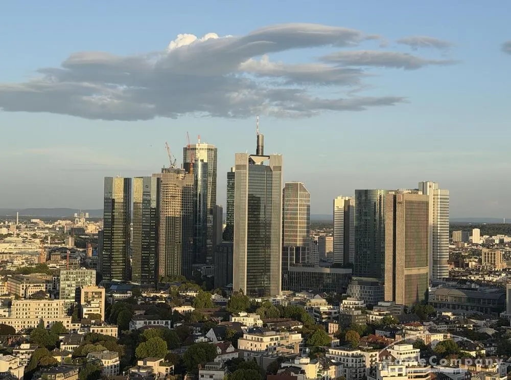 Westend 8072246 - Möbliertes 2-Zimmerpartment mit tollem Skyline-Panorama