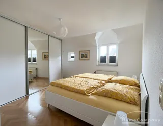 Zeilsheim 8071119 - möblierte Maisonette-3,5-Zimmer-Wohnung