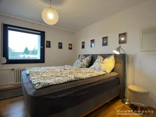 Schwalbach
8072417 - 
Neu möbliertes Apartment mit PKW-Stellplatz