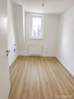 Sachsenhausen 
8072604- Hochwertige Maisonettealtbauwohnung in bester Wohnlage