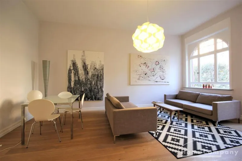 ***Holzhausen 8047520 - stilvolles Ambiente in bester Lage