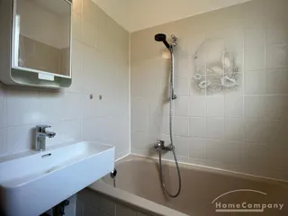 Niederursel-Nordweststadt AG8072793 -  Neu möbliertes Apartment mit  2 separaten Schlafzimmern