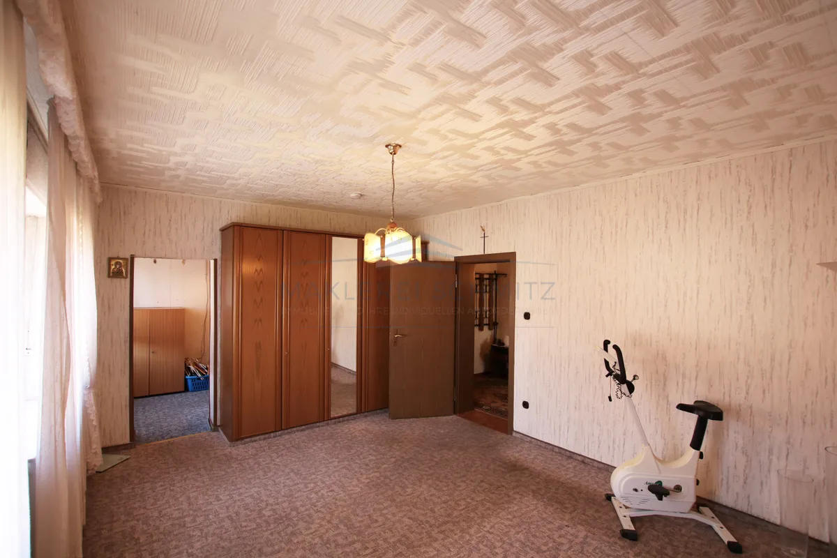 Schlafzimmer OG