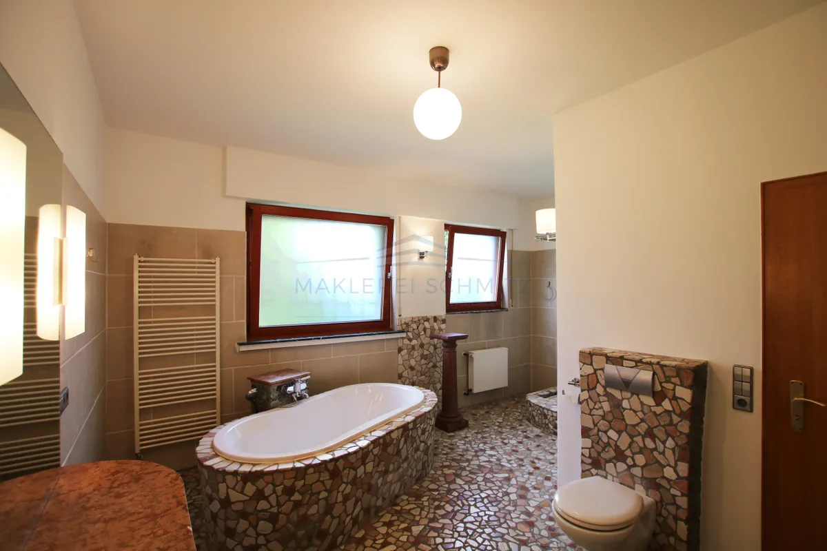 Badezimmer Haupthaus II