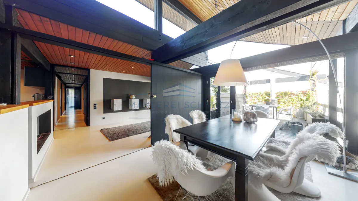 offener Küchen-Essbereich