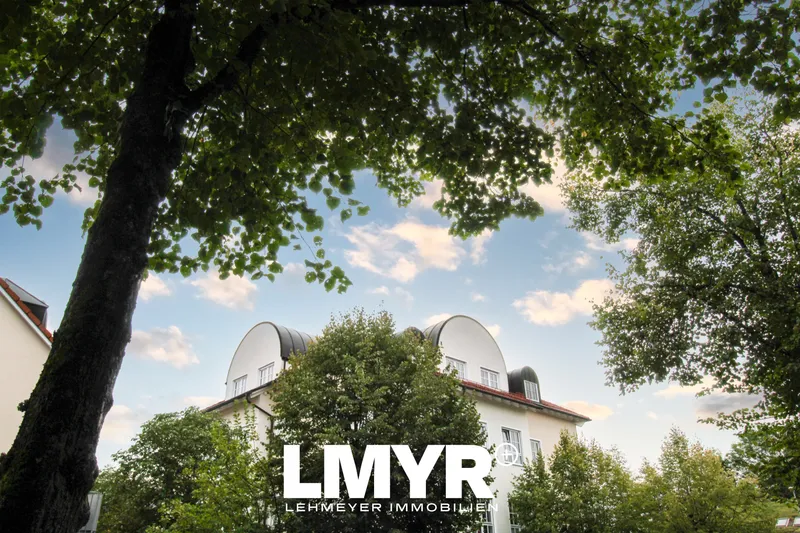 IN WEST: 3-ZKB Wohnen mit Stil