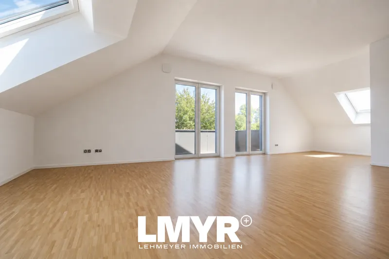 Neubau Penthouse 3 ZKB: Exklusives Wohnen mit Ausblick
