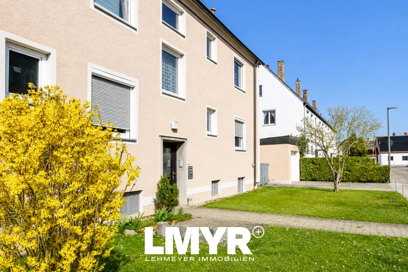 Helle 2-Zimmer-Dachgeschosswohnung mit Einbauk&uuml;che, Garage & Blick ins Gr&uuml;ne