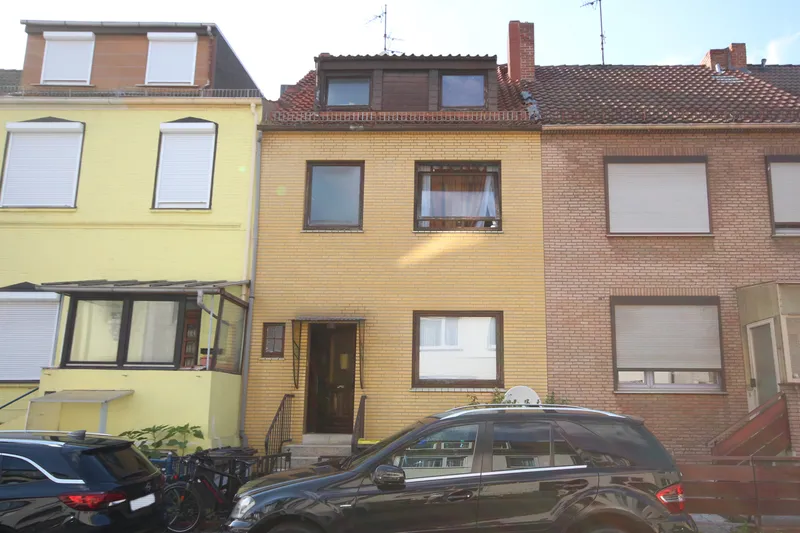 Vermietetes Mehrfamilienhaus in Bremen-Neustadt!