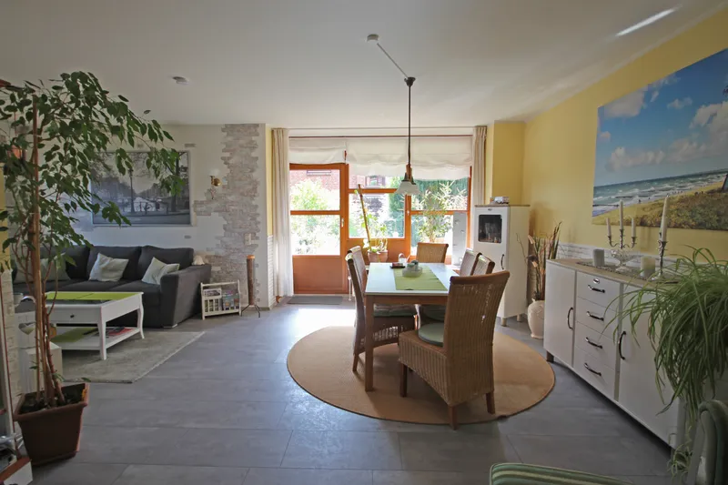 Modernisierte Erdgeschosswohnung mitten in Kirchweyhe