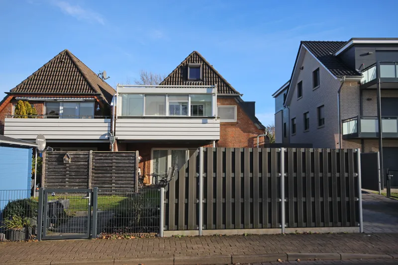 Gem&uuml;tliche, ger&auml;umige Maisonette mit Wintergarten und Carport