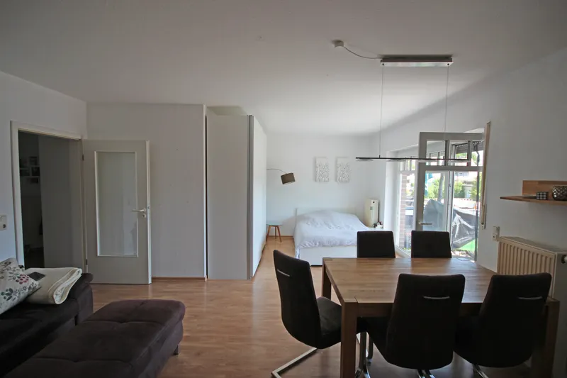 Helle Obergeschosswohnung in Kirchweyher Bahnhofsn&auml;he!